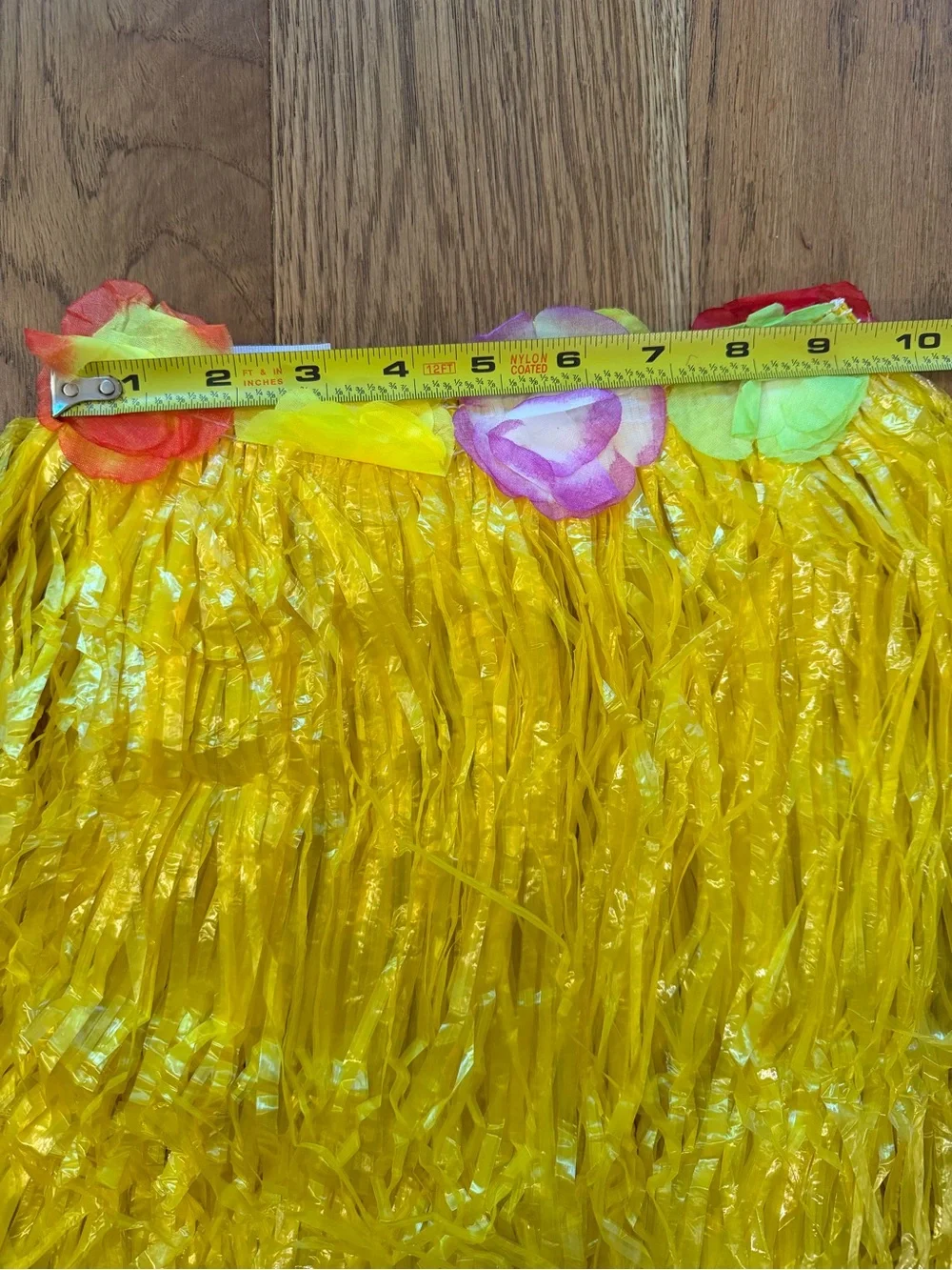 Kids Hawaiian Leis and grass skirts party favors
